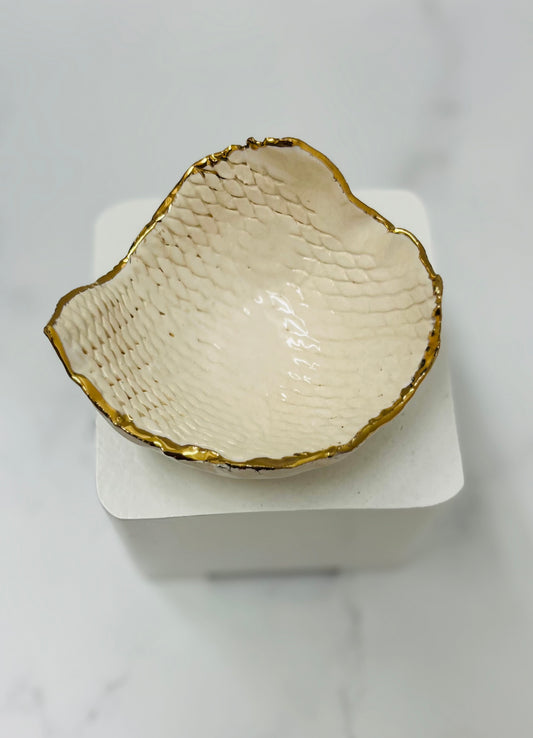 White/Gold Luster Torn Edge Dish